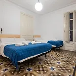 Apartment B42 Modernist For Large Groups In Eixample