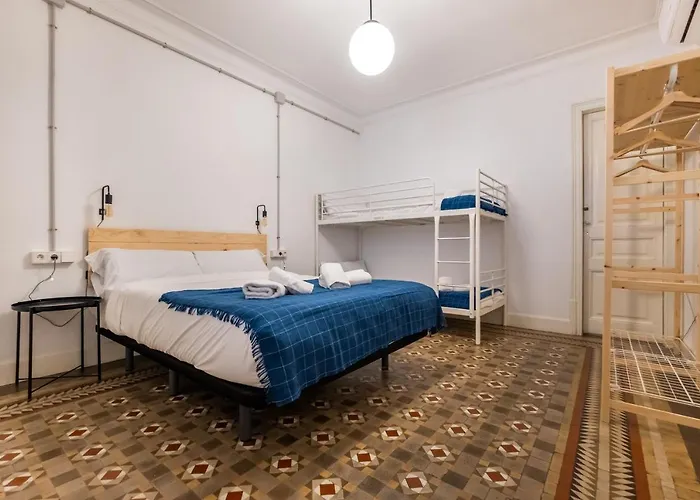 B42 - Modernist For Large Groups In Eixample 아파트