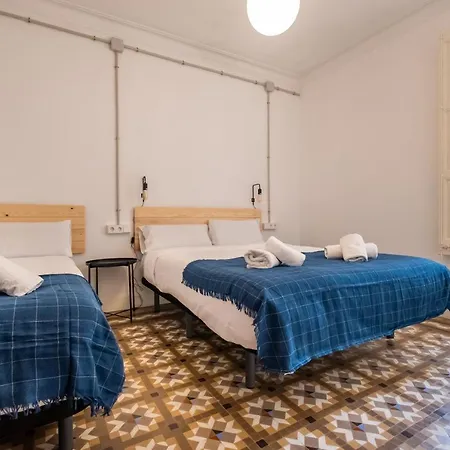 B42 - Modernist For Large Groups In Eixample *