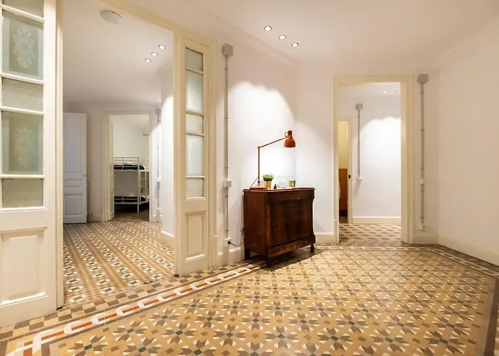 شقة B42 - Modernist For Large Groups In Eixample