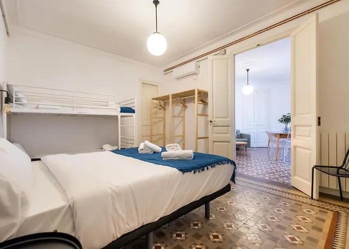 شقة B42 - Modernist For Large Groups In Eixample برشلونة