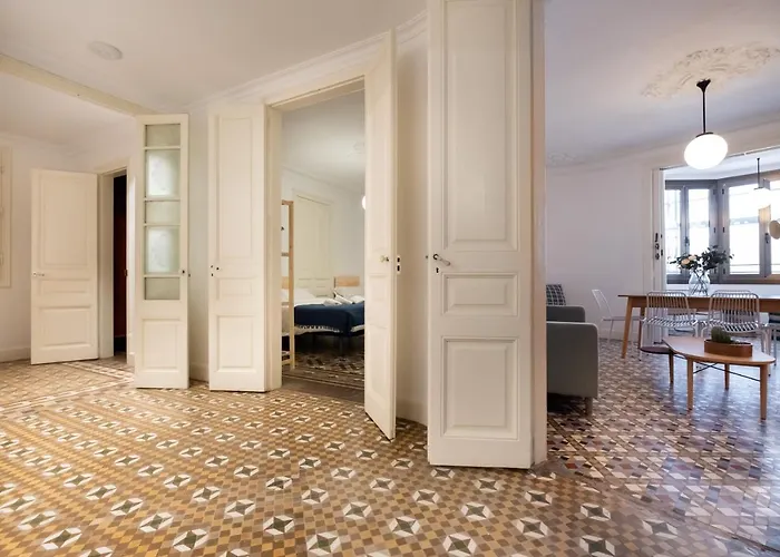 شقة B42 - Modernist For Large Groups In Eixample